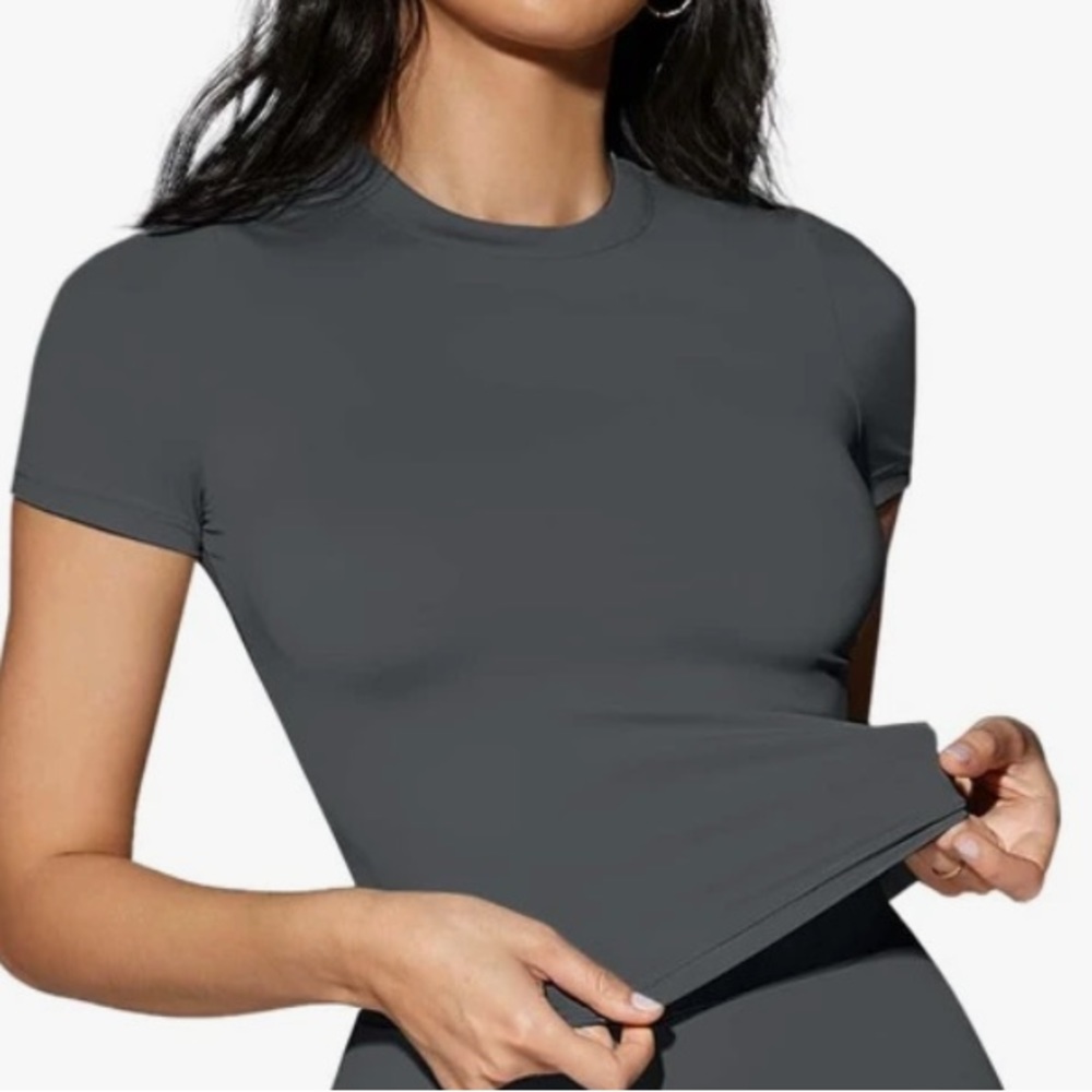 Greg Charcoal Solid Fitted Tee - size M (6)